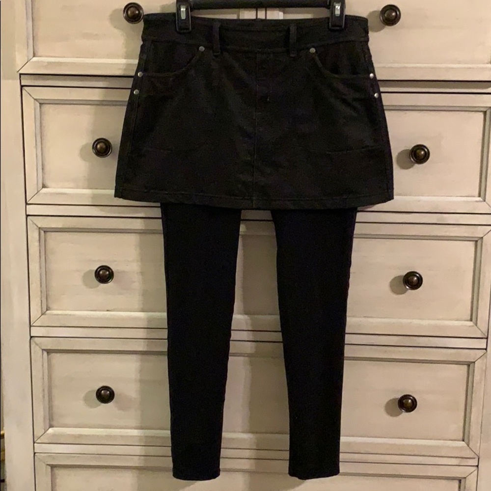 Athleta Bettona 2 in 1 skirt leggings